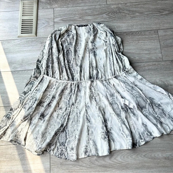 NEW ZARA ANIMAL PRINT BUTTON DOWN DRESS - Picture 9 of 14